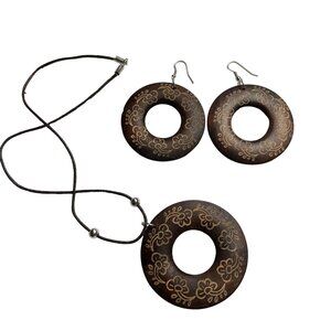 Large Lightweight Pierced Dangle Hook Wood Earring Necklace Set u Handmade Boho